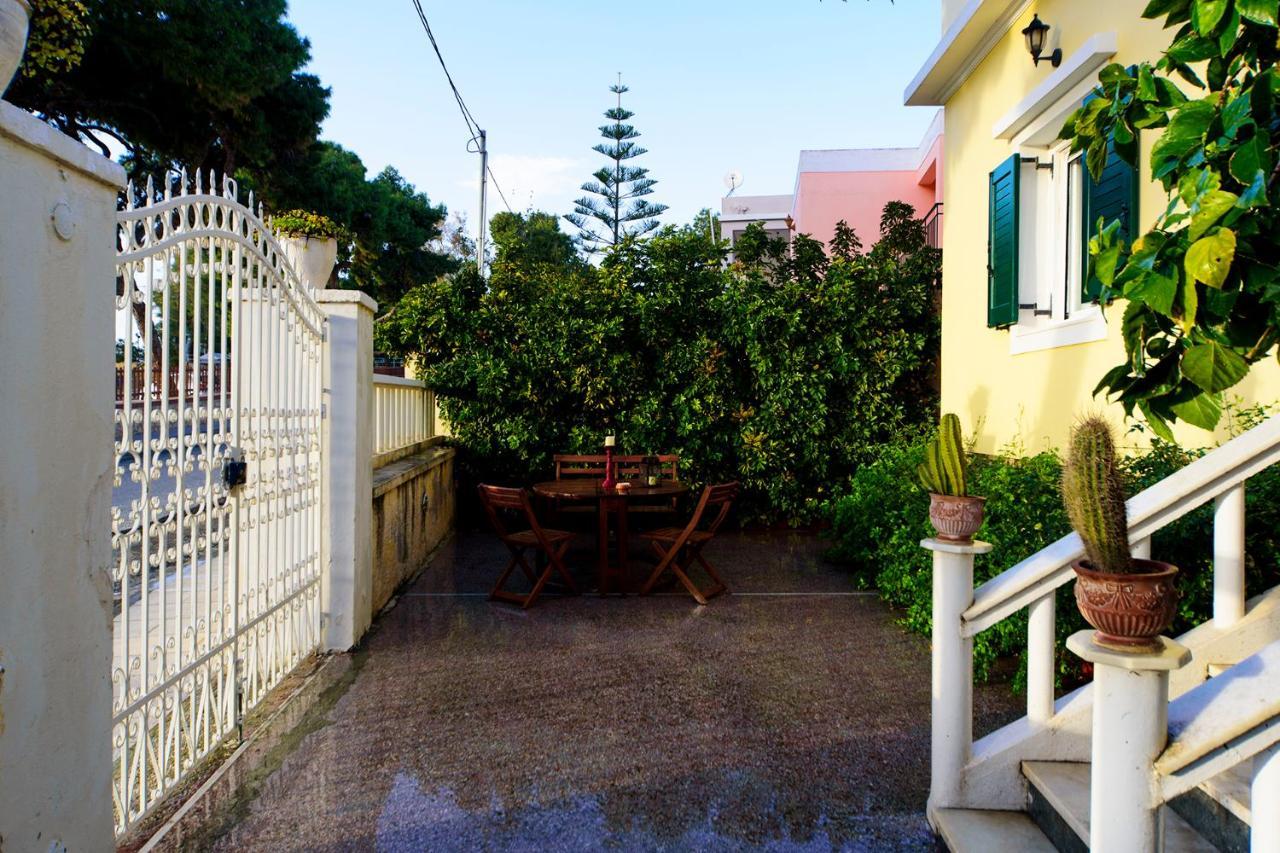 Jasmine Of Poseidonia Apartment Posidhonía Exterior photo