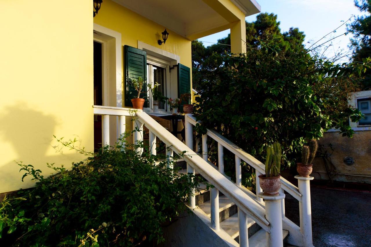 Jasmine Of Poseidonia Apartment Posidhonía Exterior photo