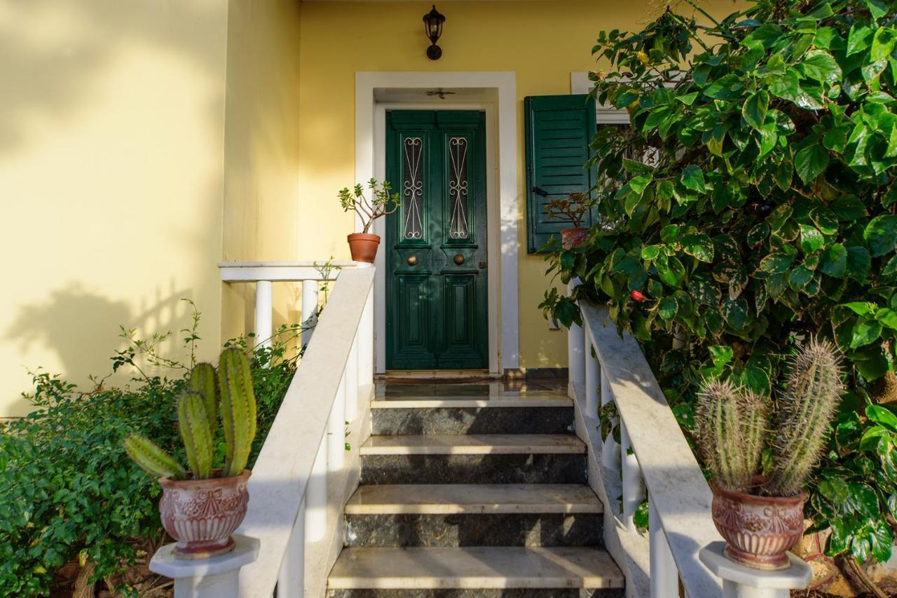 Jasmine Of Poseidonia Apartment Posidhonía Exterior photo