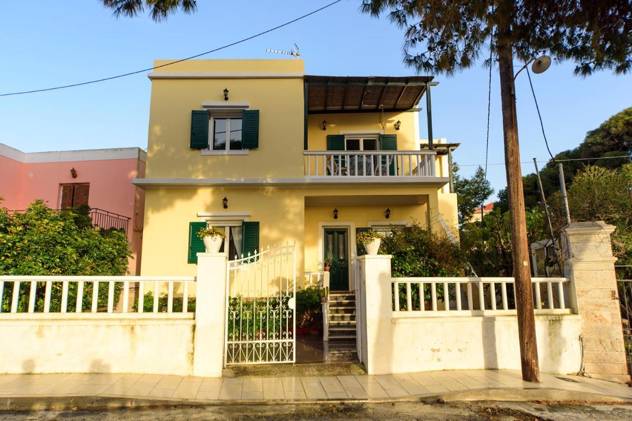 Jasmine Of Poseidonia Apartment Posidhonía Exterior photo