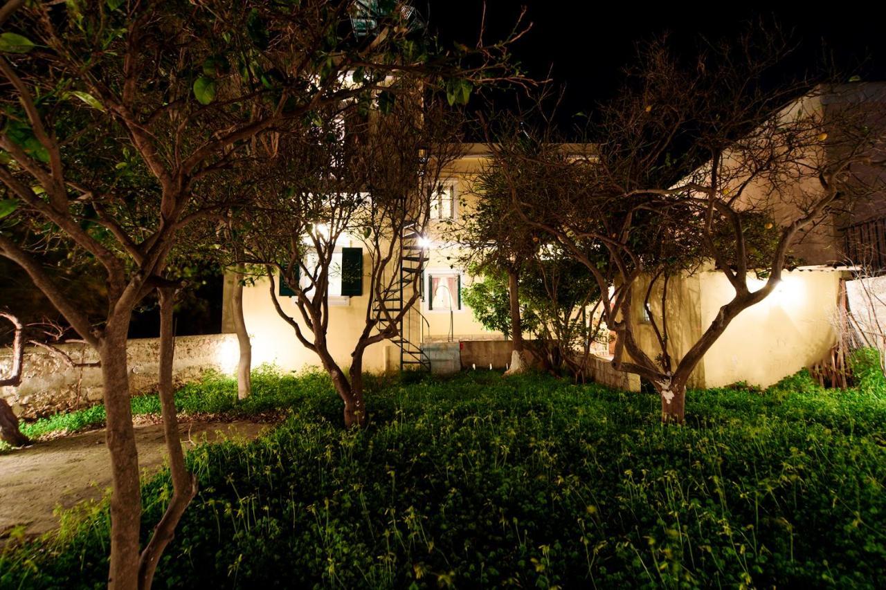 Jasmine Of Poseidonia Apartment Posidhonía Exterior photo